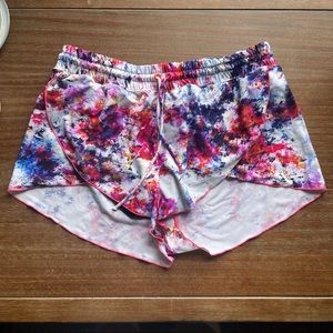 Athleta Shorts size large
